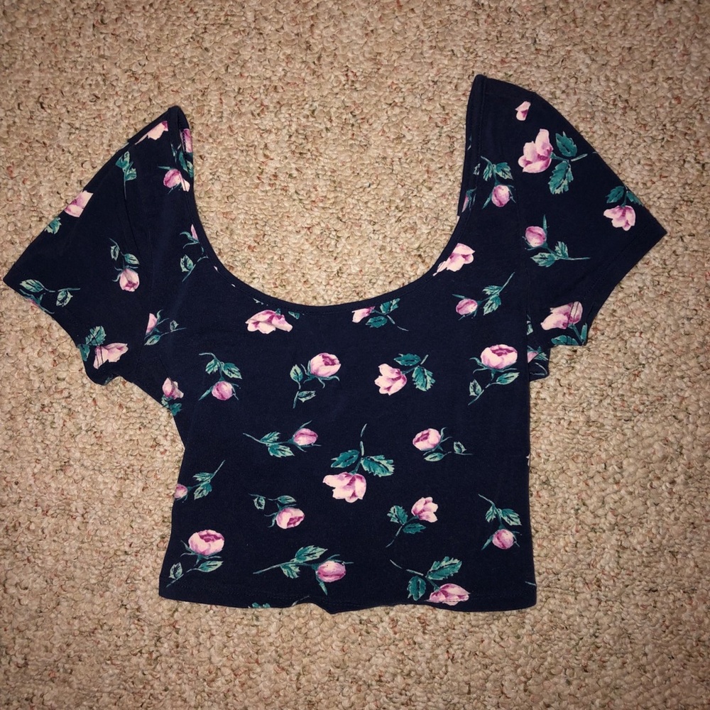 FLORAL CROP TOP